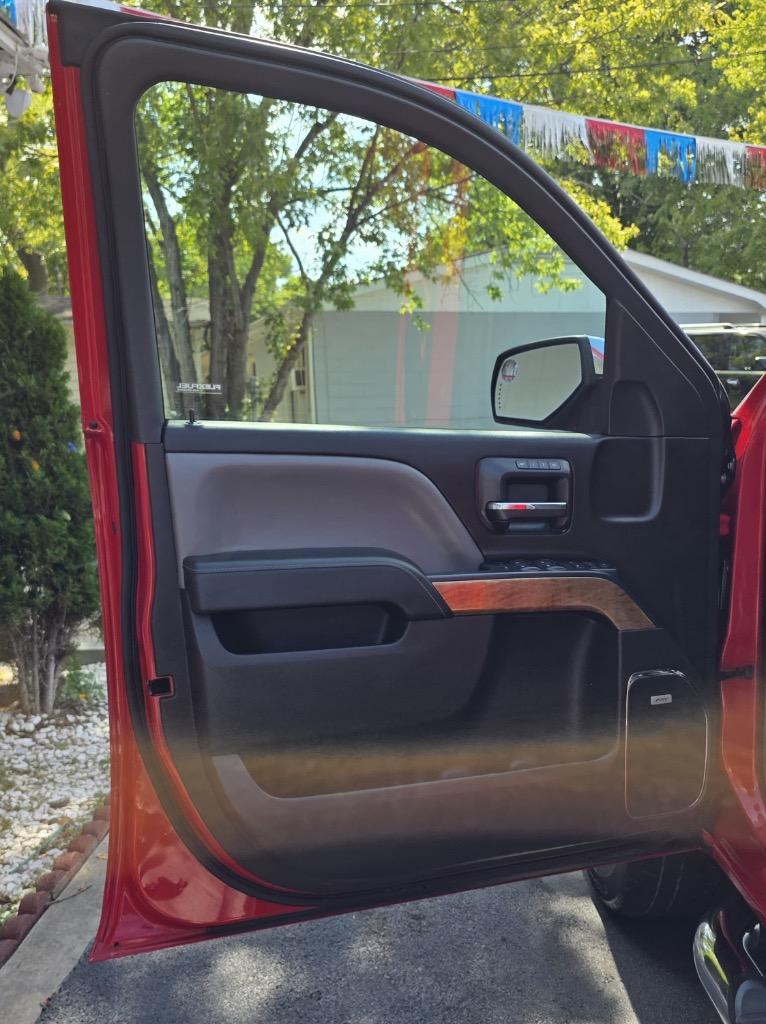 2014 Chevrolet Silverado 1500 - $13,995