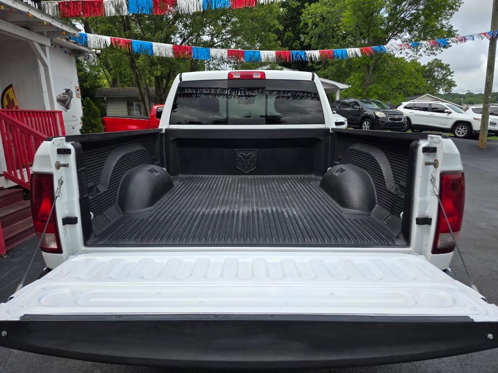 2010 Dodge Ram 1500 - $15,995
