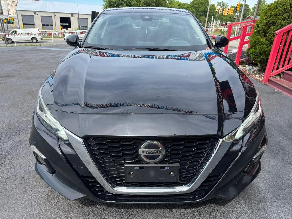 2019 Nissan Altima - $14,995