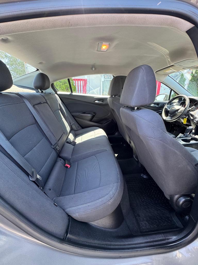 2019 Chevrolet Cruze - $9,995