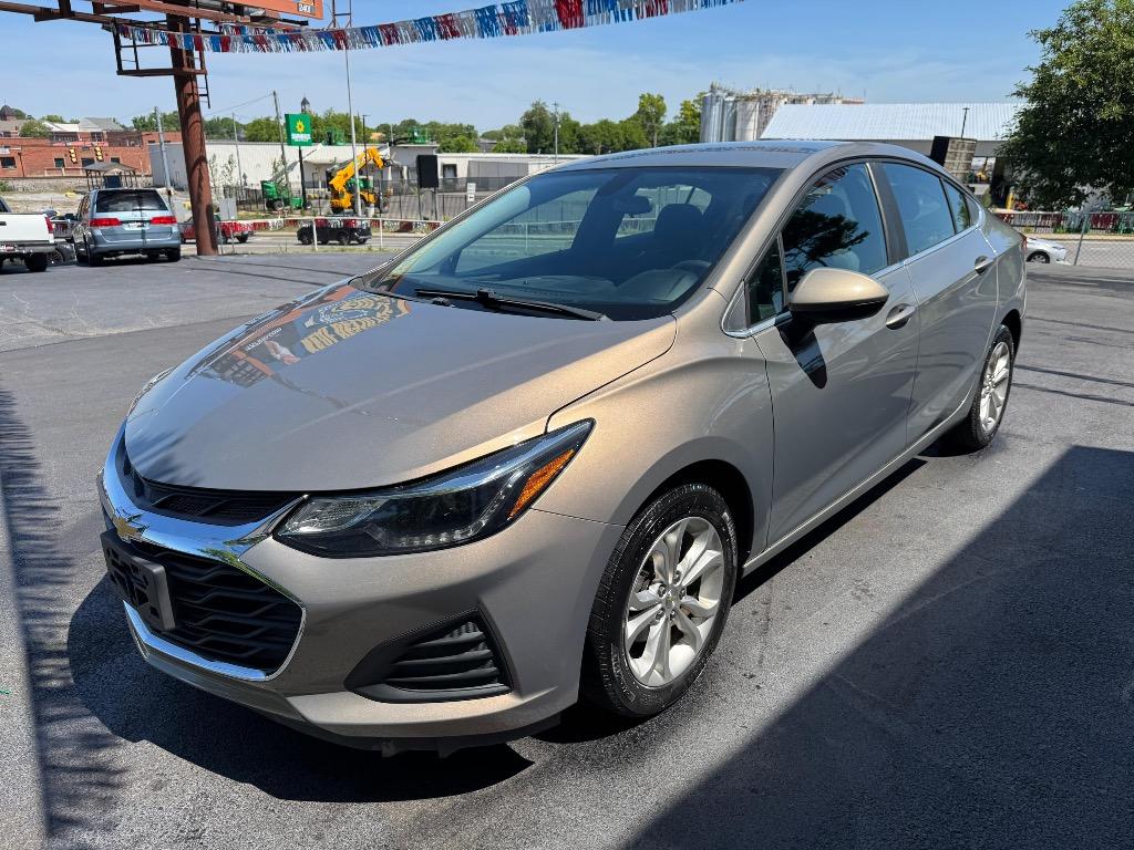 2019 Chevrolet Cruze - $9,995