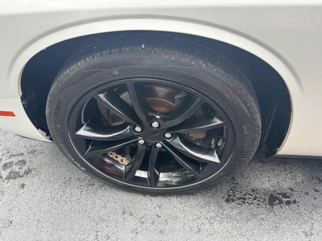 2016 Dodge Challenger - $15,995