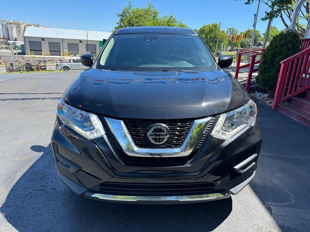 2020 Nissan Rogue - $17,995