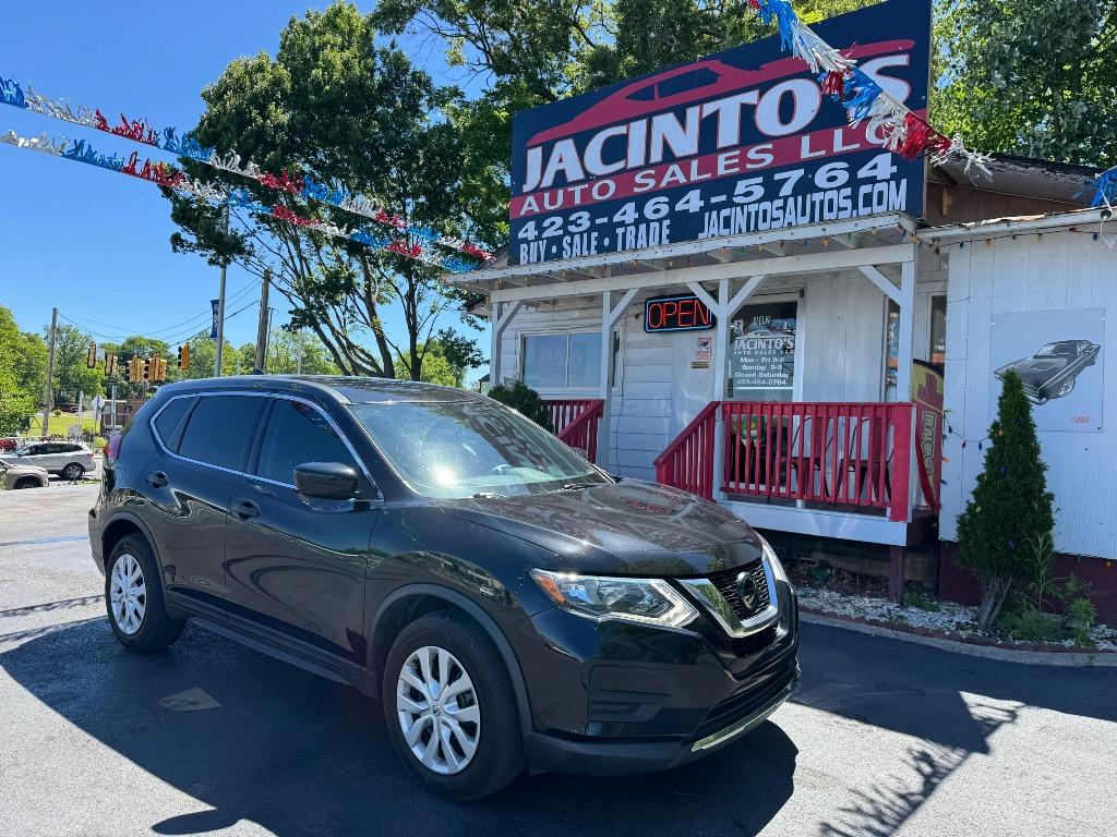 2020 Nissan Rogue - $17,995