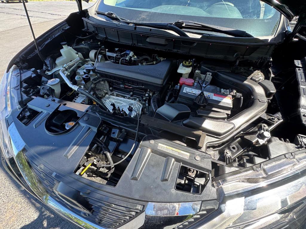 2020 Nissan Rogue - $17,995