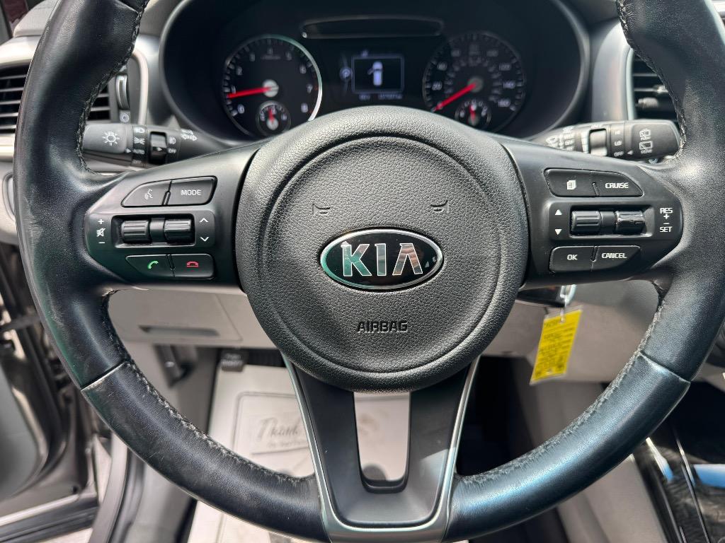 2016 Kia Sorento - $9,995