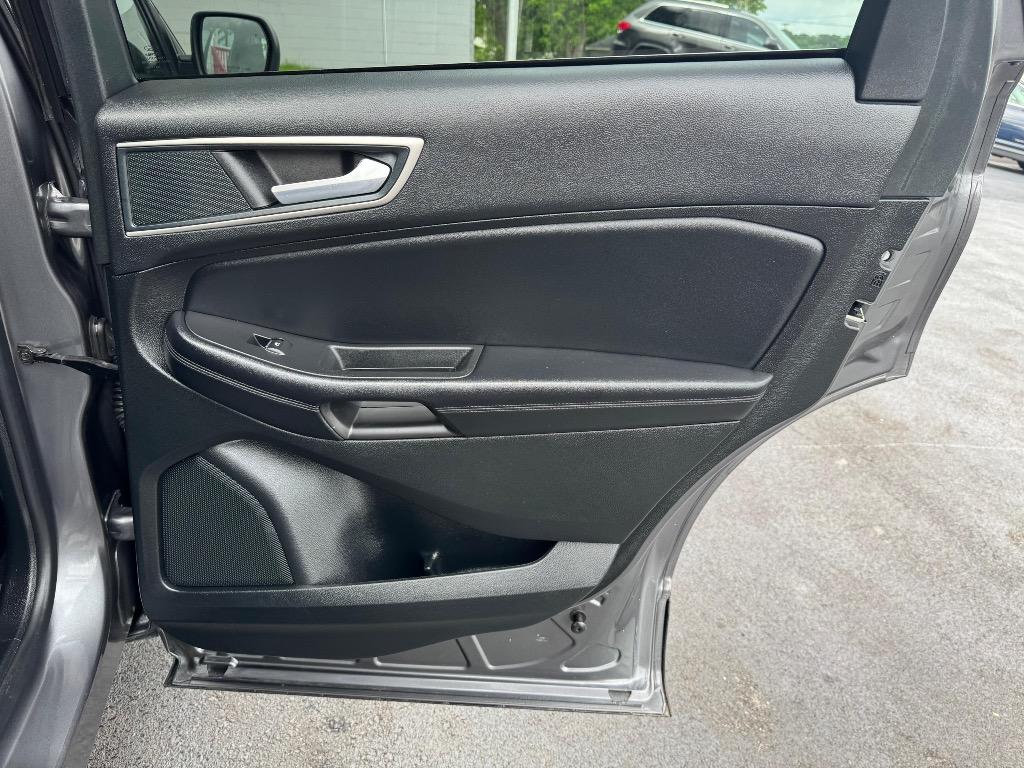 2024 Ford Edge - $17,995