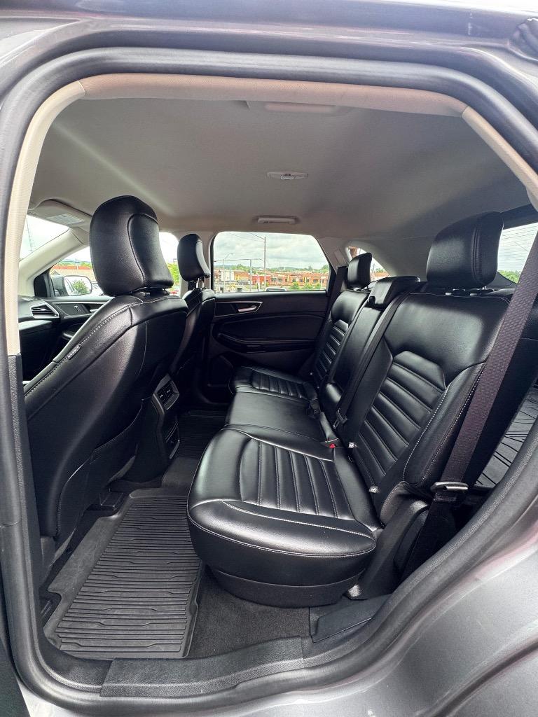 2024 Ford Edge - $17,995