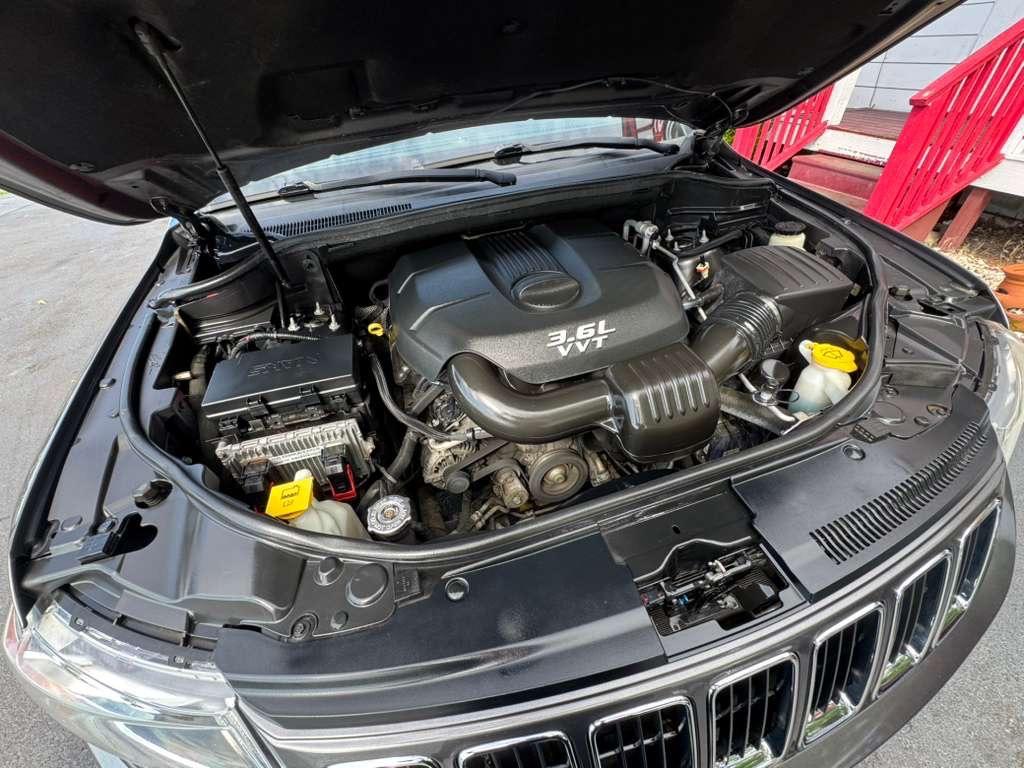 2014 Jeep Cherokee - $10,995