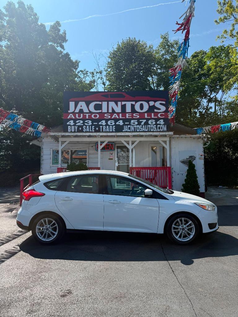 2017 Ford Focus - $10,995
