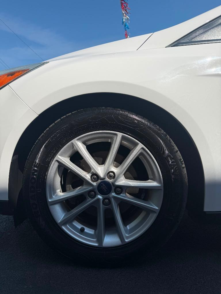 2017 Ford Focus - $10,995