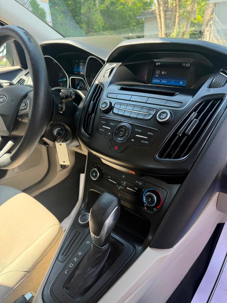 2017 Ford Focus - $10,995
