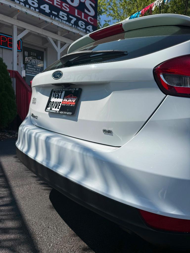 2017 Ford Focus - $10,995