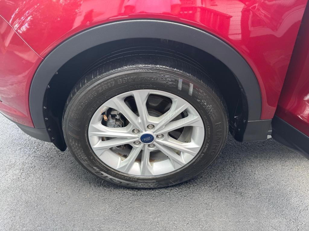 2018 Ford Escape - $11,995