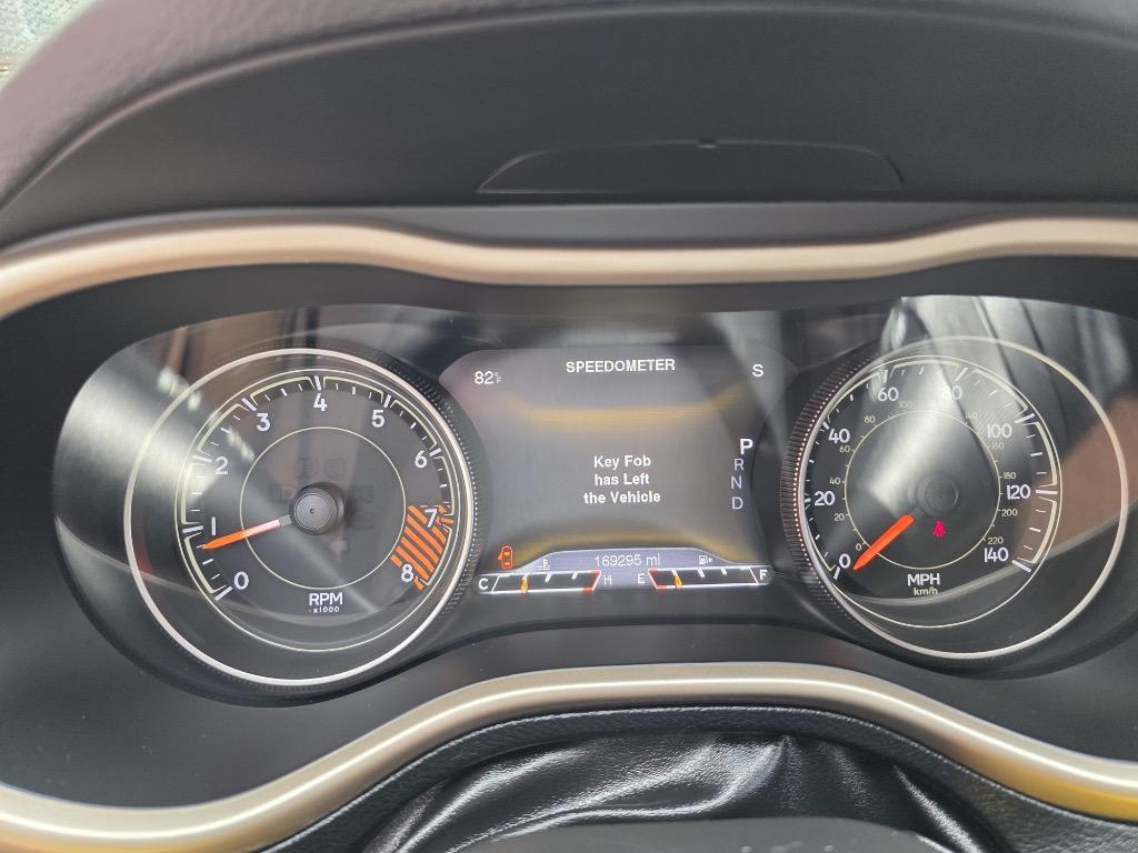 2015 Jeep Cherokee - $10,995