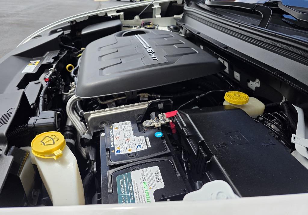 2015 Jeep Cherokee - $10,995
