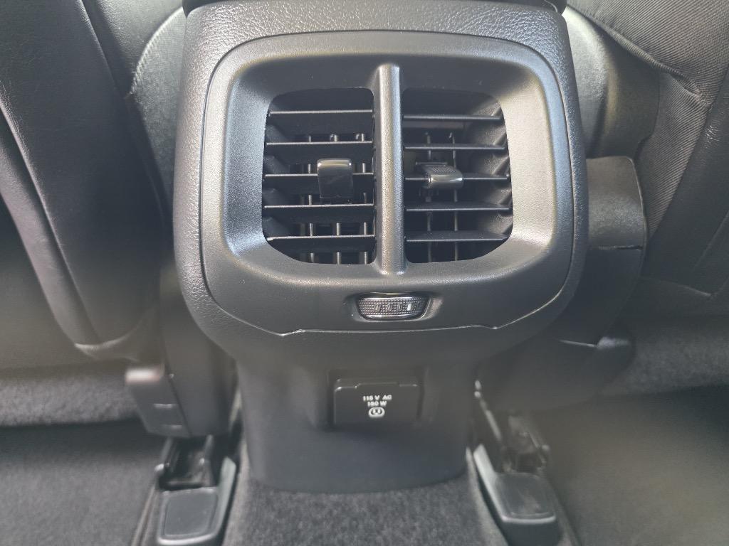2015 Jeep Cherokee - $10,995