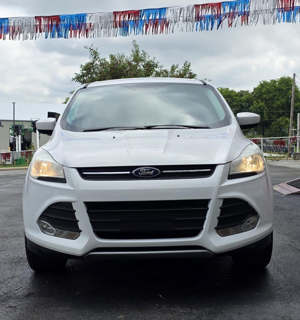 2016 Ford Escape - $10,995