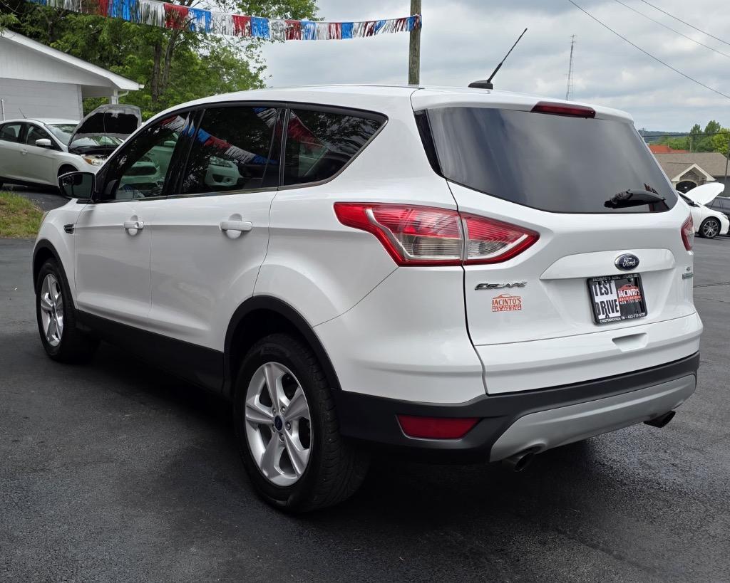 2016 Ford Escape - $10,995