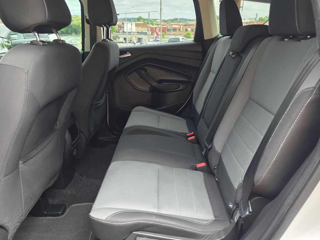 2016 Ford Escape - $10,995