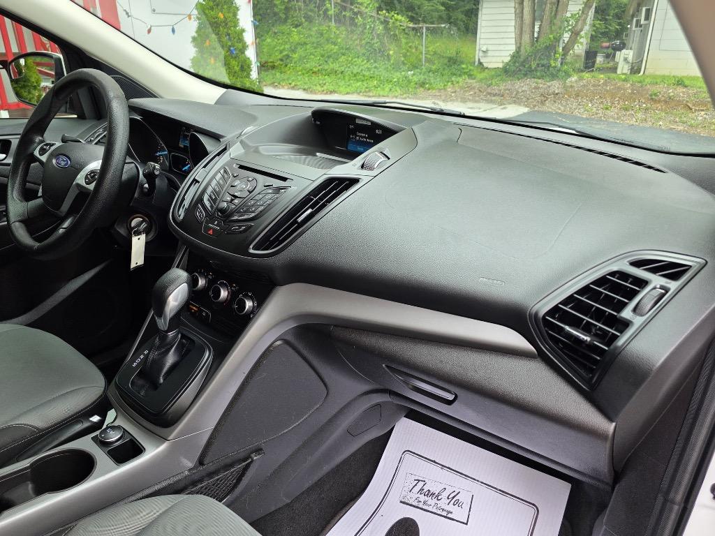2016 Ford Escape - $10,995