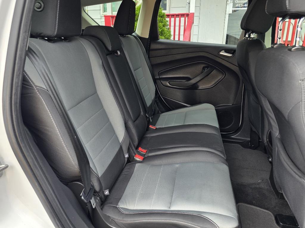 2016 Ford Escape - $10,995