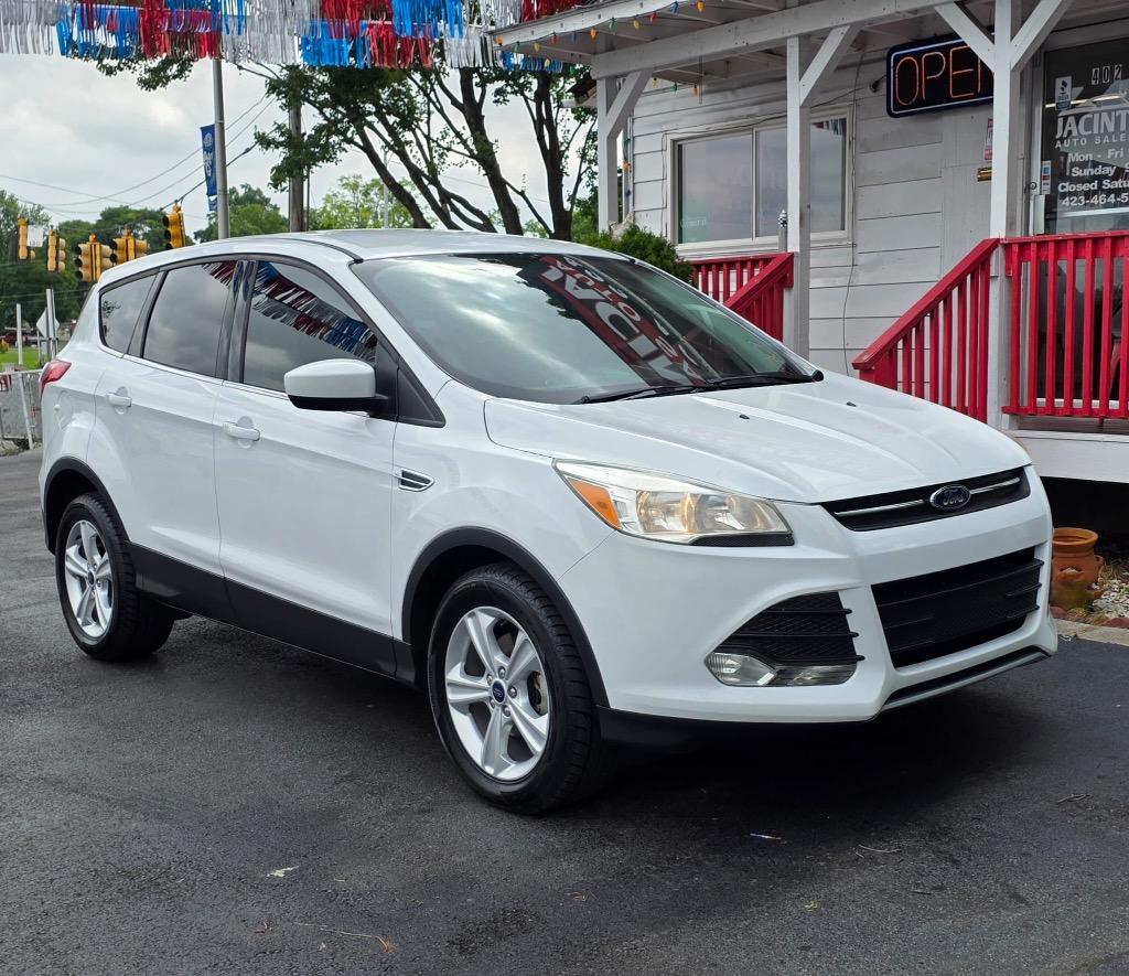 2016 Ford Escape - $10,995