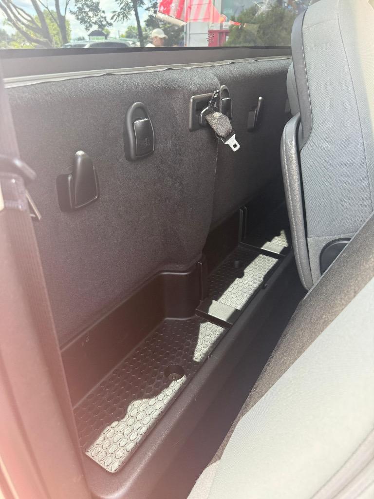 2013 Ram 1500 - $18,995