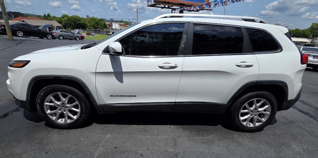 2014 Jeep Cherokee - $9,995