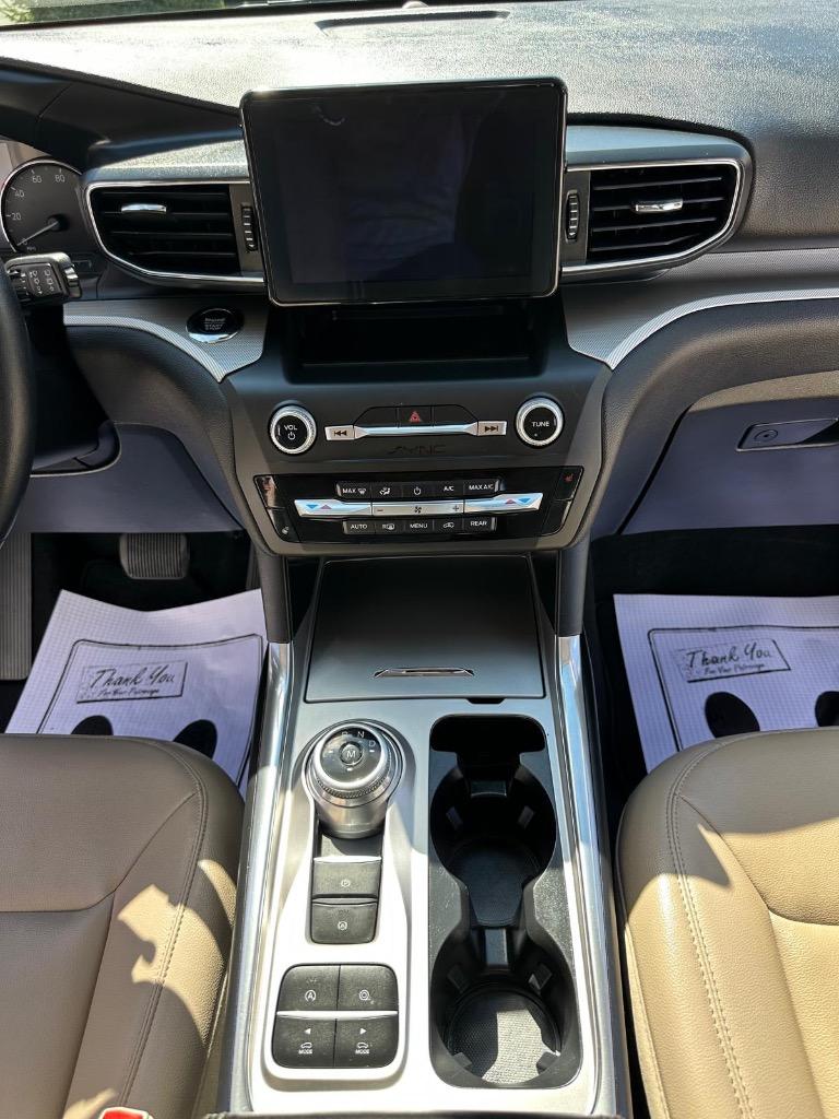2020 Ford Explorer - $15,995