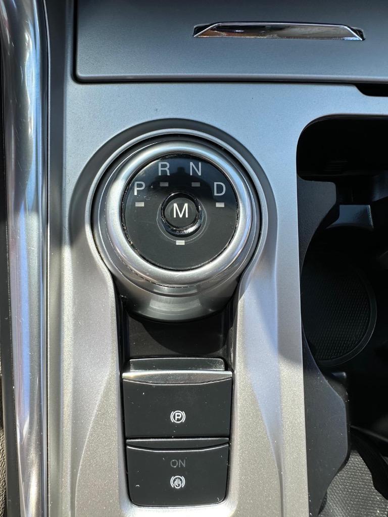 2020 Ford Explorer - $15,995