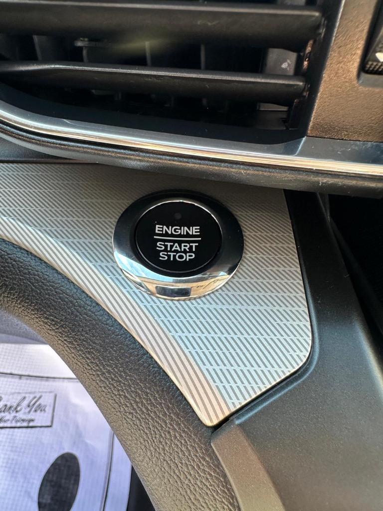 2020 Ford Explorer - $15,995