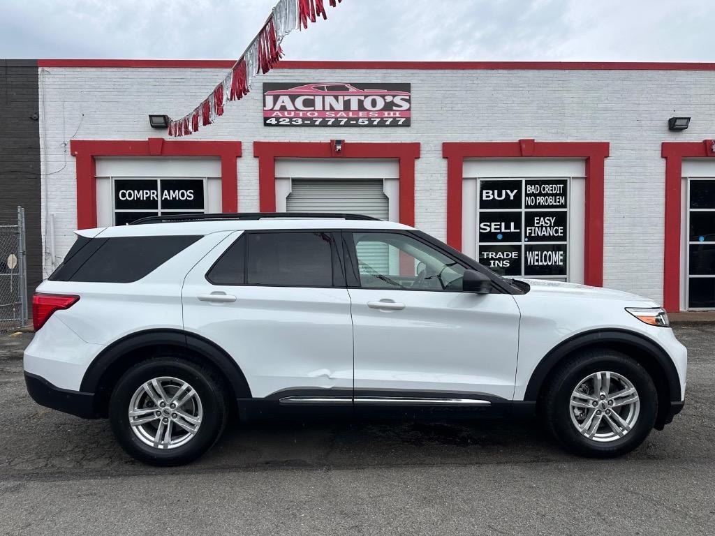 2020 Ford Explorer - $15,995