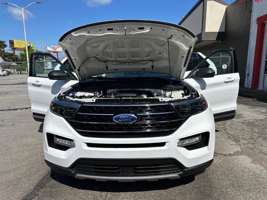 2020 Ford Explorer - $15,995