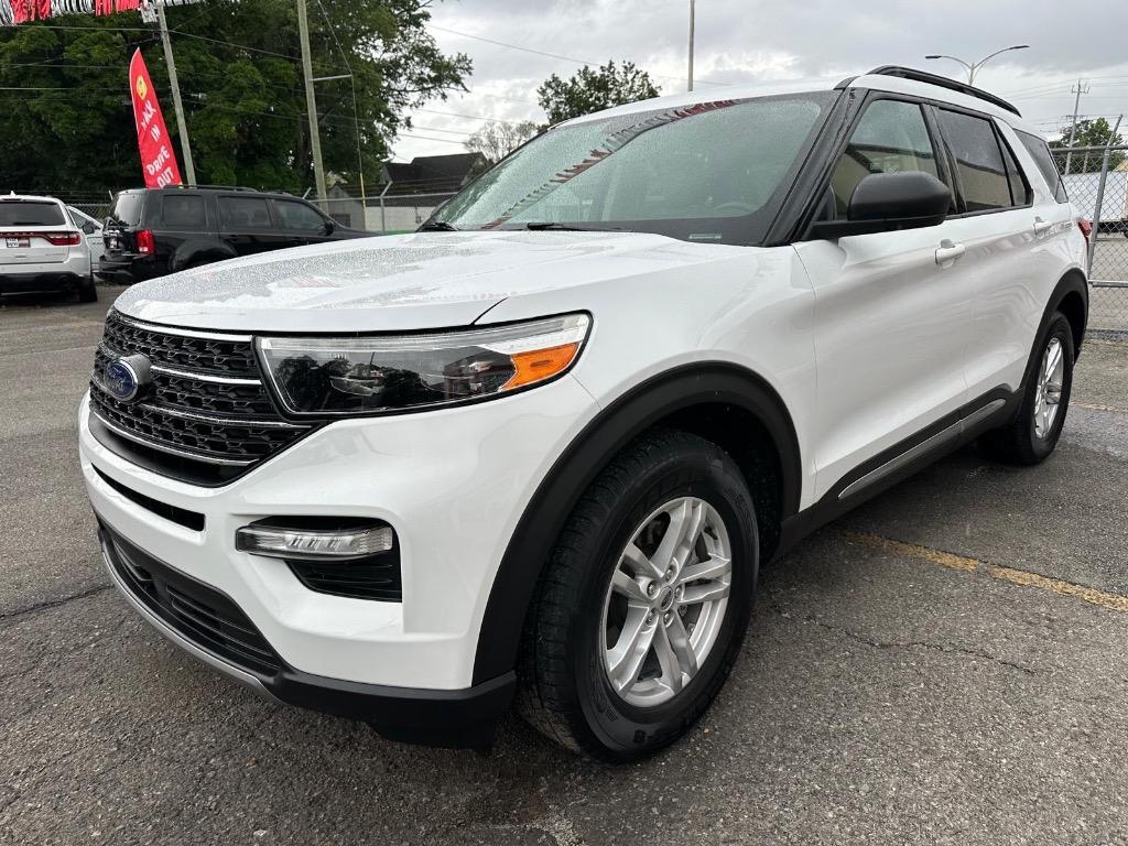 2020 Ford Explorer - $15,995