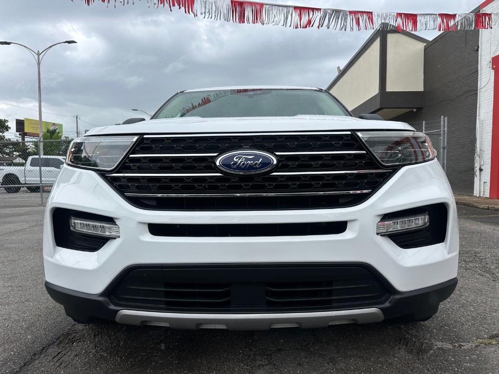 2020 Ford Explorer - $15,995