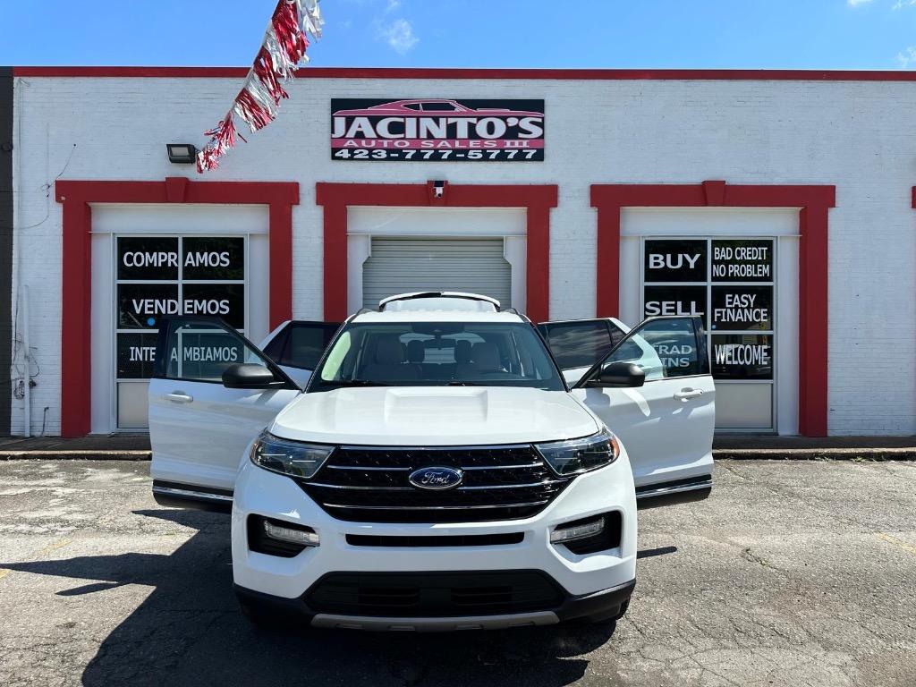 2020 Ford Explorer - $15,995
