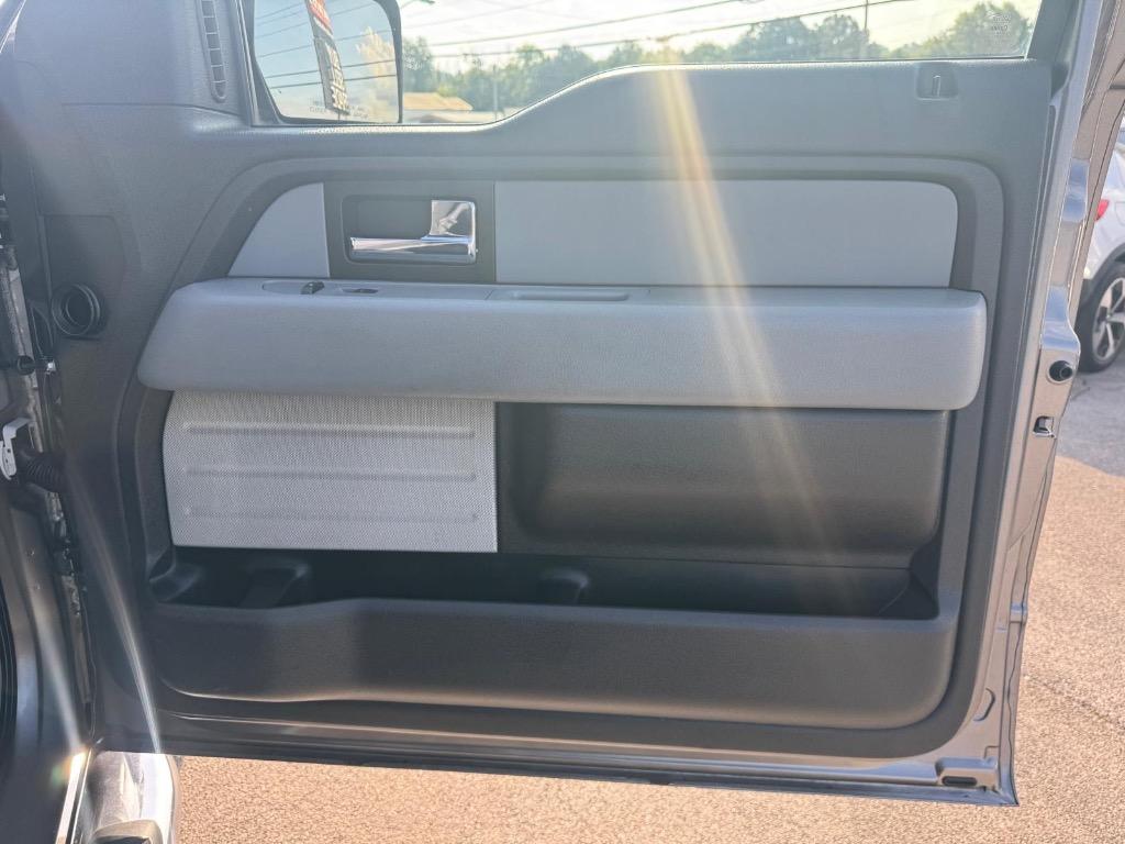 2013 Ford F-150 - $15,995