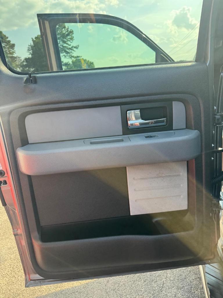 2013 Ford F-150 - $15,995