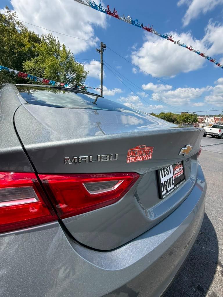 2023 Chevrolet Malibu - $17,995