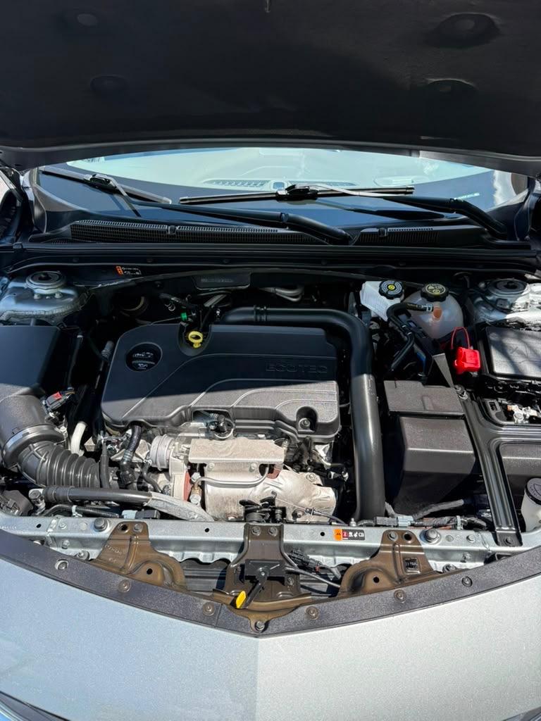 2023 Chevrolet Malibu - $17,995