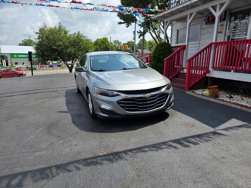 2023 Chevrolet Malibu - $17,995