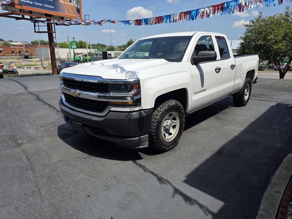 2019 Chevrolet Silverado Ld - $13,995
