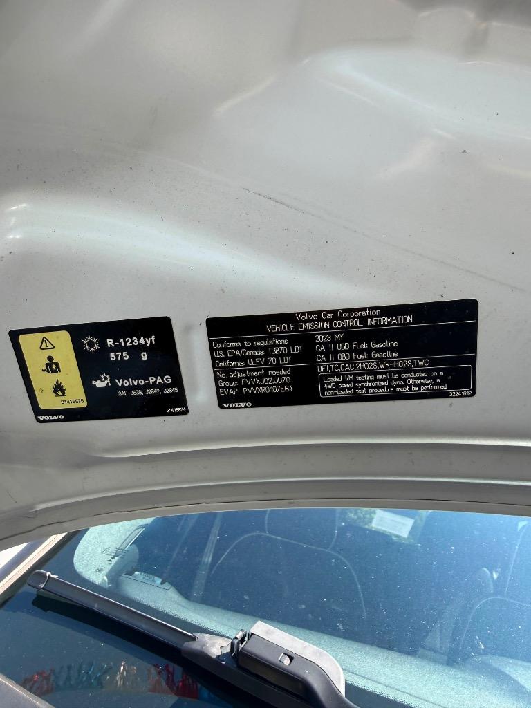 2023 Volvo XC40 - $22,995