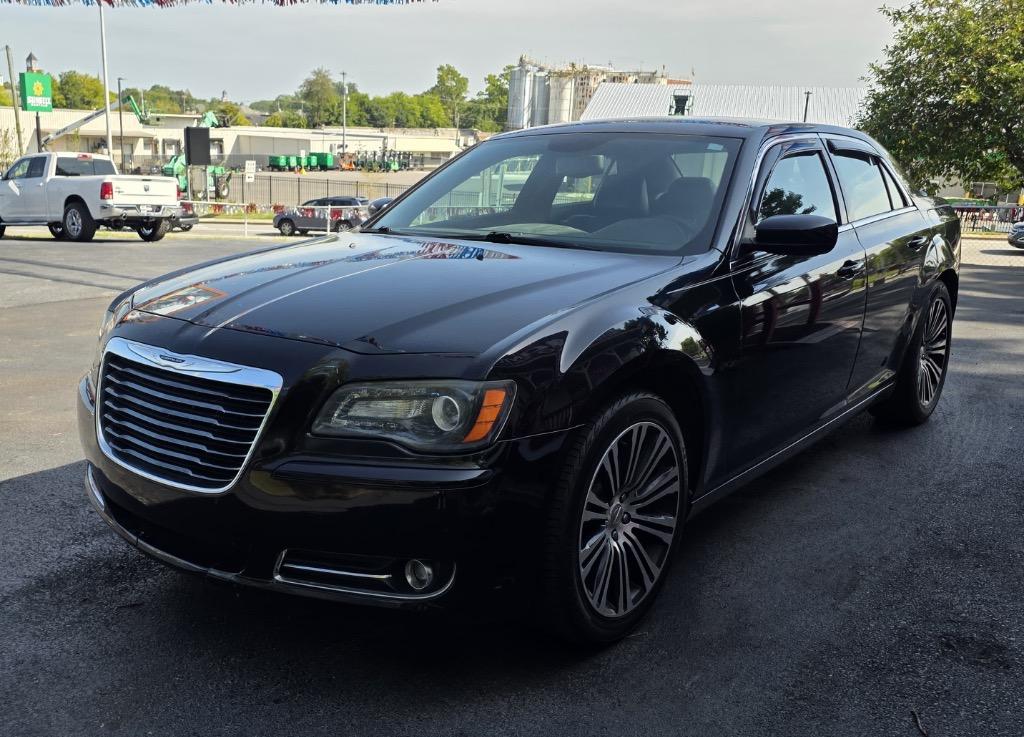 2013 Chrysler 300 - $11,995