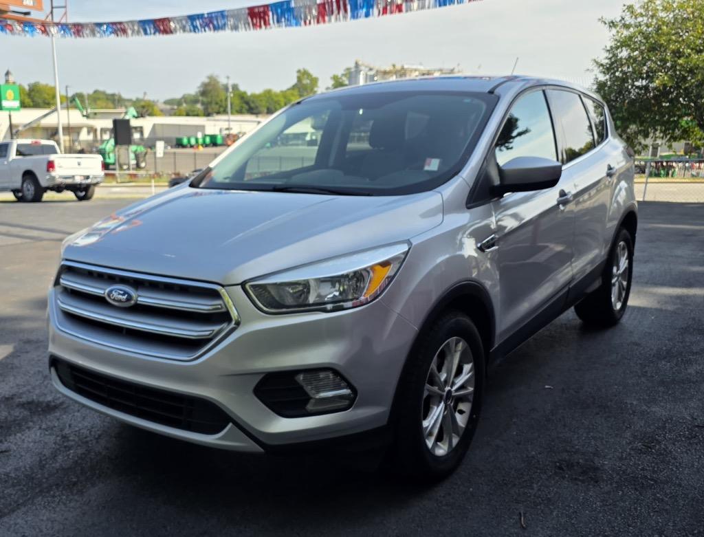 2017 Ford Escape - $9,995