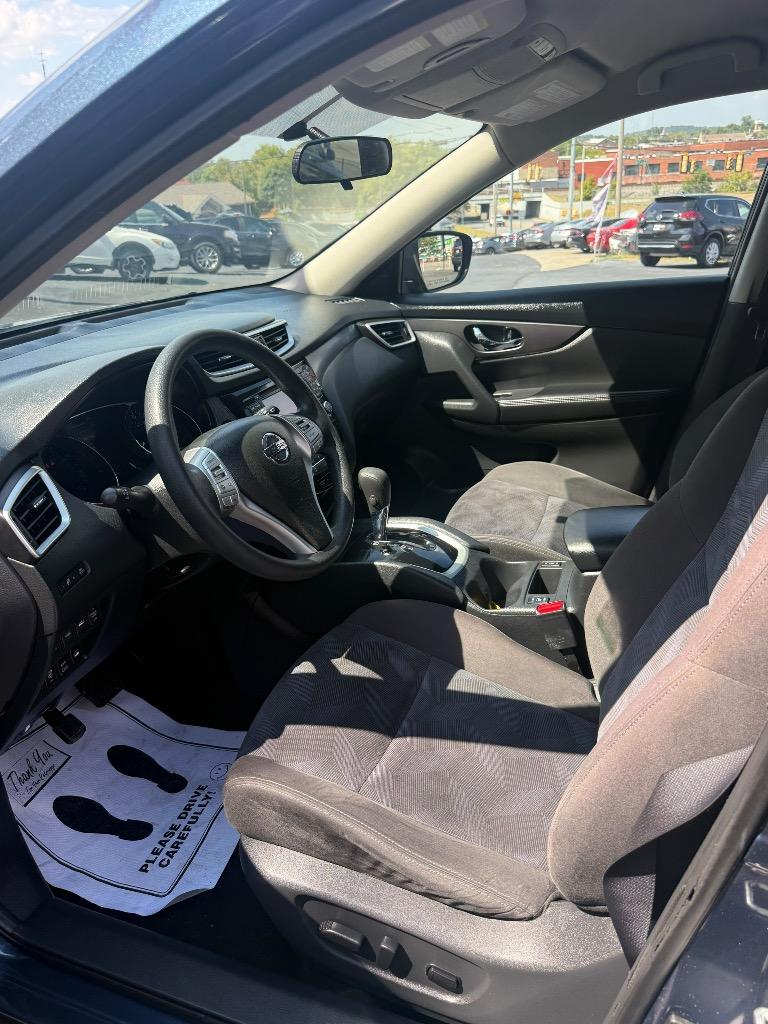 2015 Nissan Rogue - $13,995