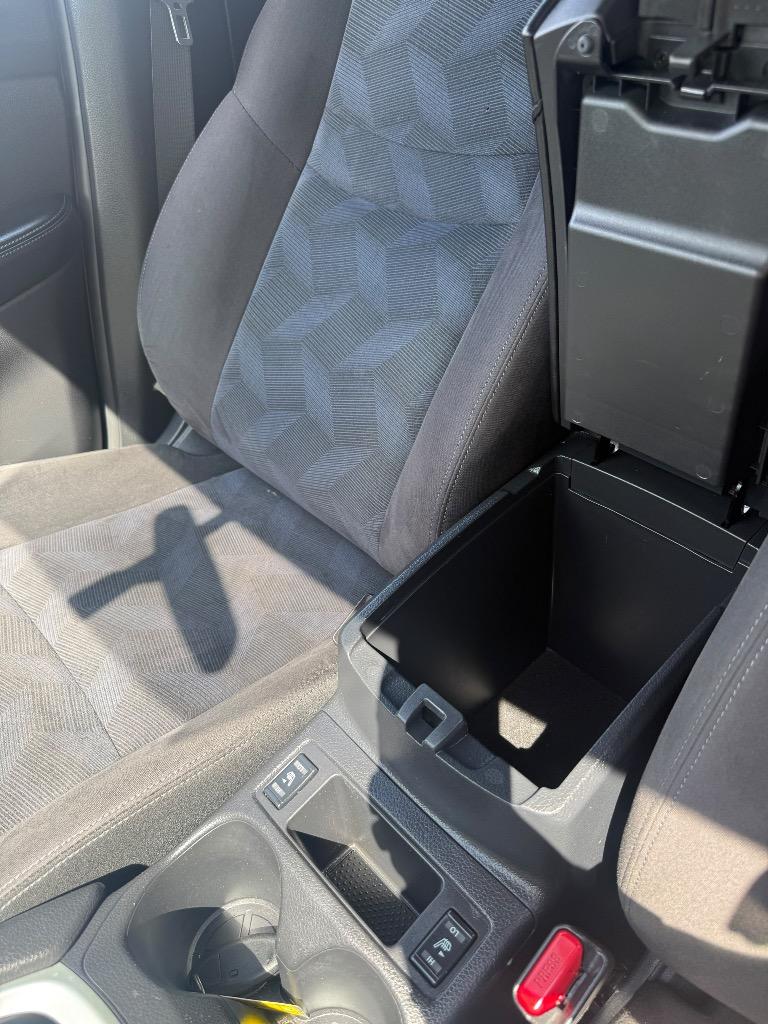 2015 Nissan Rogue - $13,995
