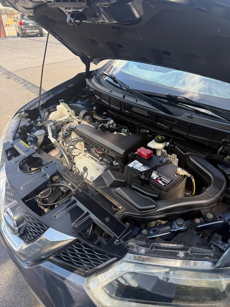 2015 Nissan Rogue - $13,995