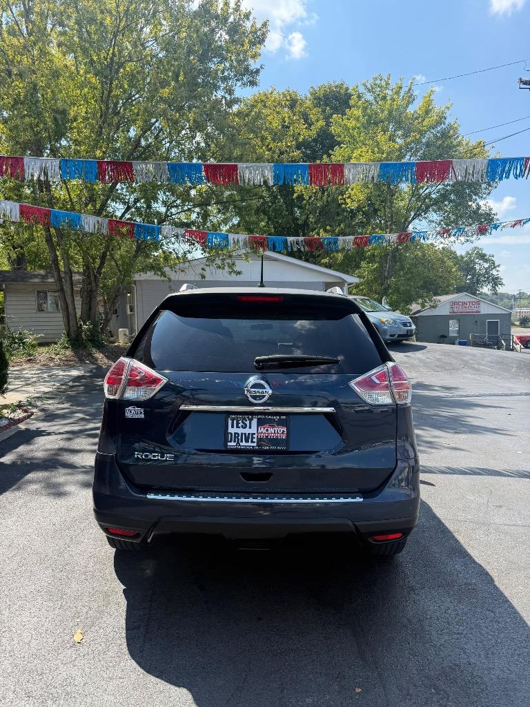 2015 Nissan Rogue - $13,995